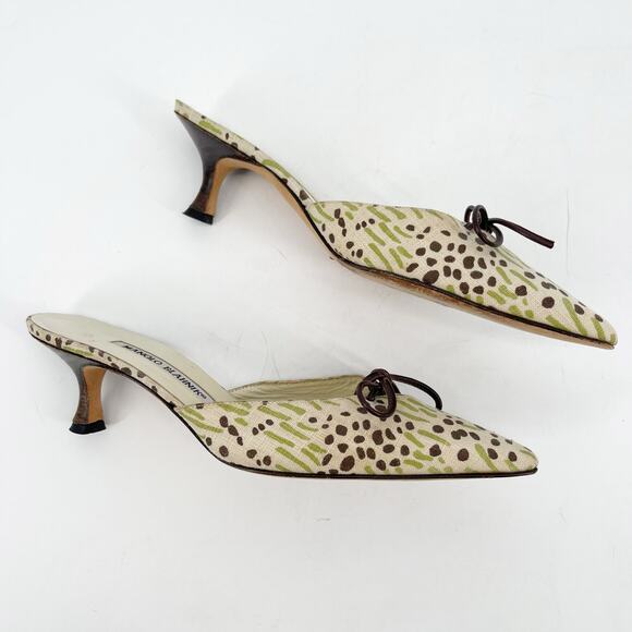 Manolo Blahnik Vintage Beige Green Brown Canvas Bow Pointed Toe Mules IT 36.5 - Picture 3 of 11